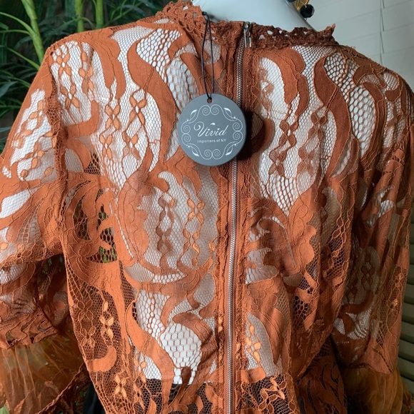 NTW Sexy Lace Top Size Medium - Picture 5 of 7